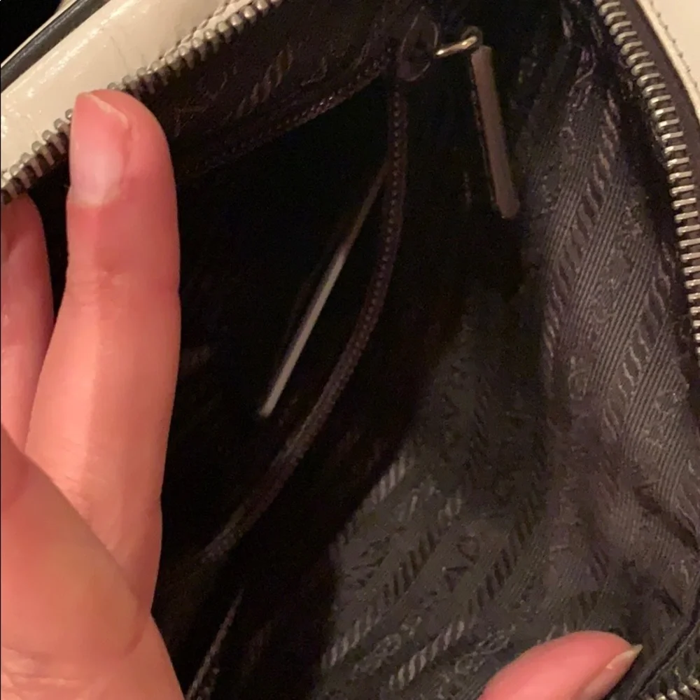 Authentic PRADA 90s Vintage White Satchel/Bag - Picture 13 of 13